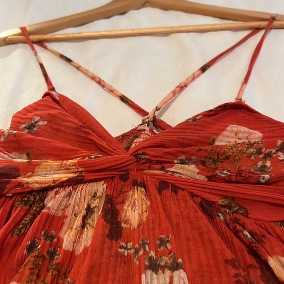 ANTHROPOLOGIE FLORAL KNIT TUNIC WITH CRISS CROSS BACK - Picture 2 of 3